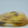 Magnifique bague réglable en argent ornée d'une perle de Tahiti semi-ronde ø 8,5mmB