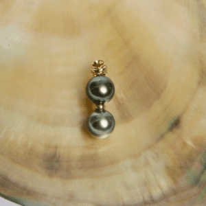 Pendentif duo en or, 2 perles de Tahiti rondes ø 9mm qualité A.