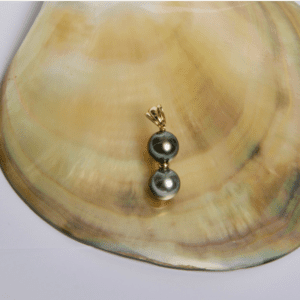 Pendentif duo en or, 2 perles de Tahiti rondes ø 9mm qualité A