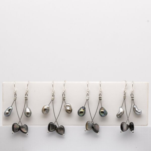 différents modèles de boucles d'oreilles keshis