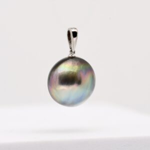 Pendentif Raraka en mabe de Tahiti rond 14,5 mm très coloré sur monture en argent 925 rhodié