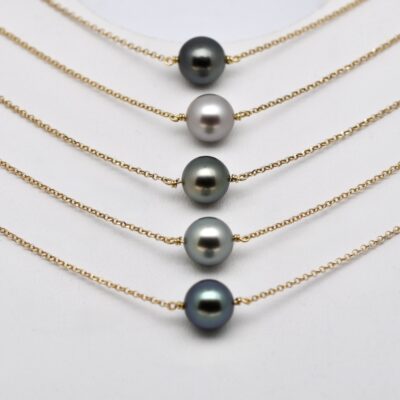Collier ras de cou Erena en gold filled 14 k avec perle de Tahiti ronde qualité A produite sur la ferme perlière de Manihi