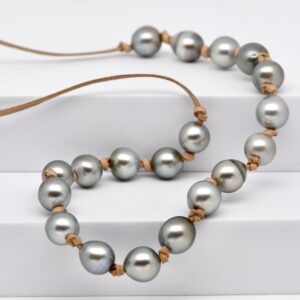 Alternative view of Collier perles Kaia